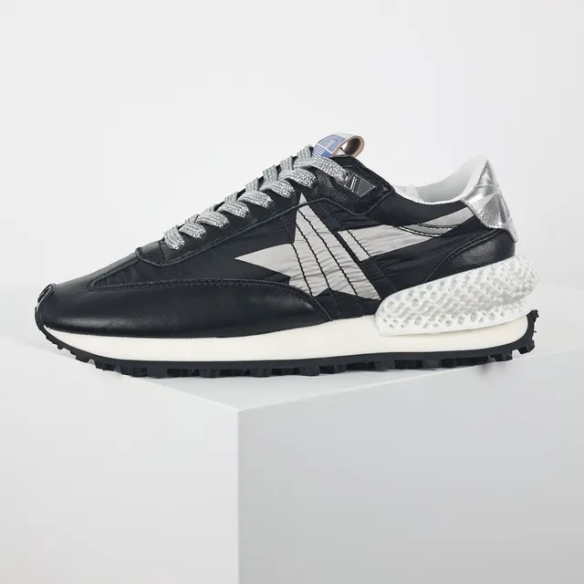 New Balance 9060 Black Silver Lifestyle Sneakers