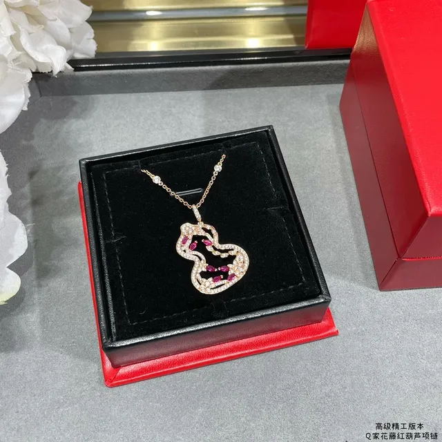 Gold Red Openwork Gourd Pendant Pavé White Stones Necklace