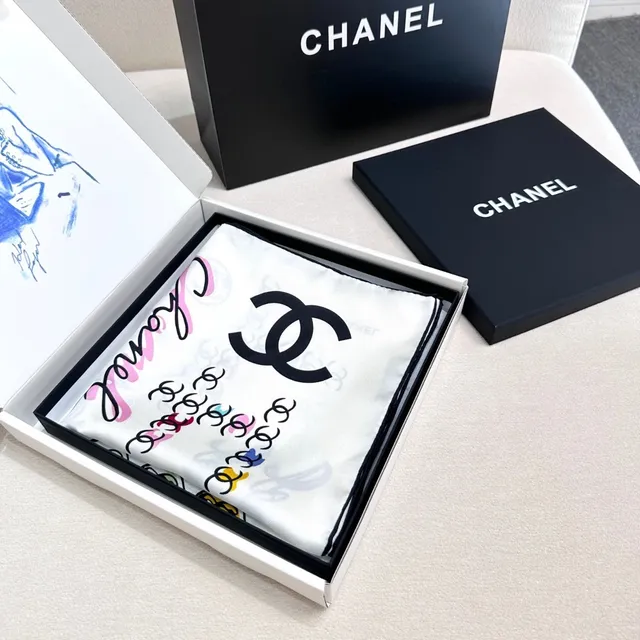 Chanel Scarf-Tied Strapless Graphic-Print Vest Top